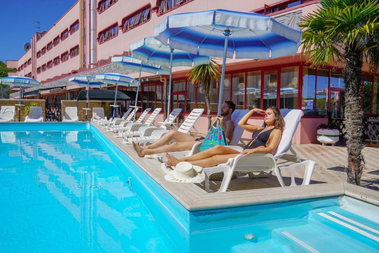 סילבי מרינה Onda Hotel מראה חיצוני תמונה