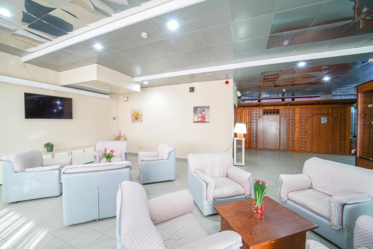 סילבי מרינה Onda Hotel מראה חיצוני תמונה